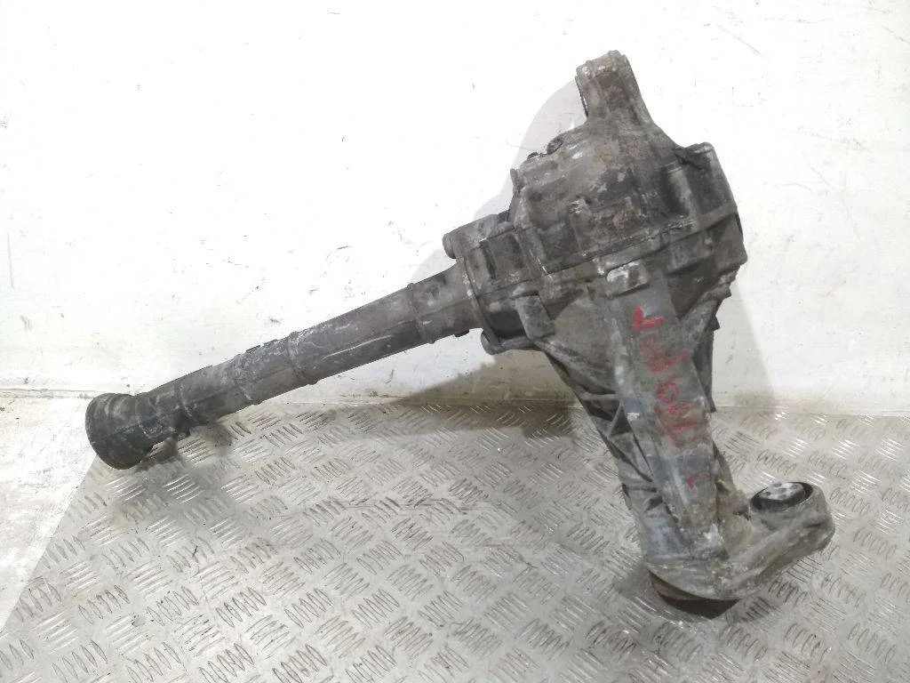 редуктор переднего моста Volkswagen Touareg  1 поколение 2006 4460310021