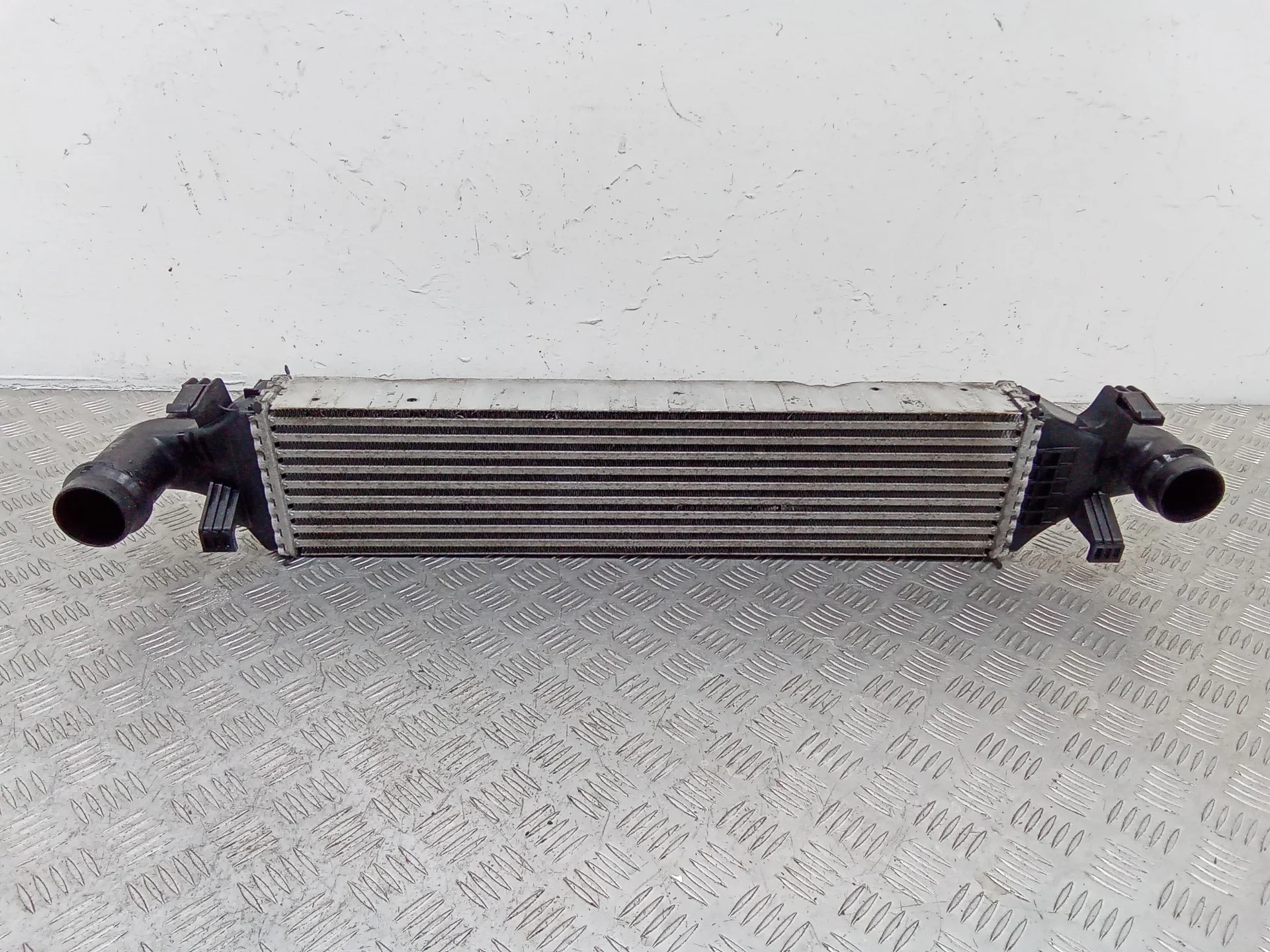 интеркулер Mercedes-Benz CLA  C117 2013 A2465000100