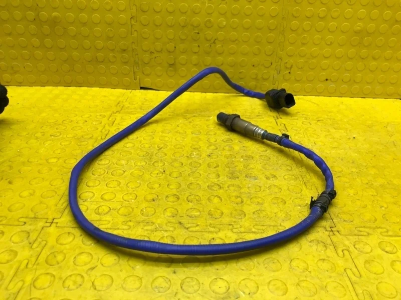 Датчик кислорода лямбда зонд Porsche Panamera 2014 97060612401 970 CWAA, правый