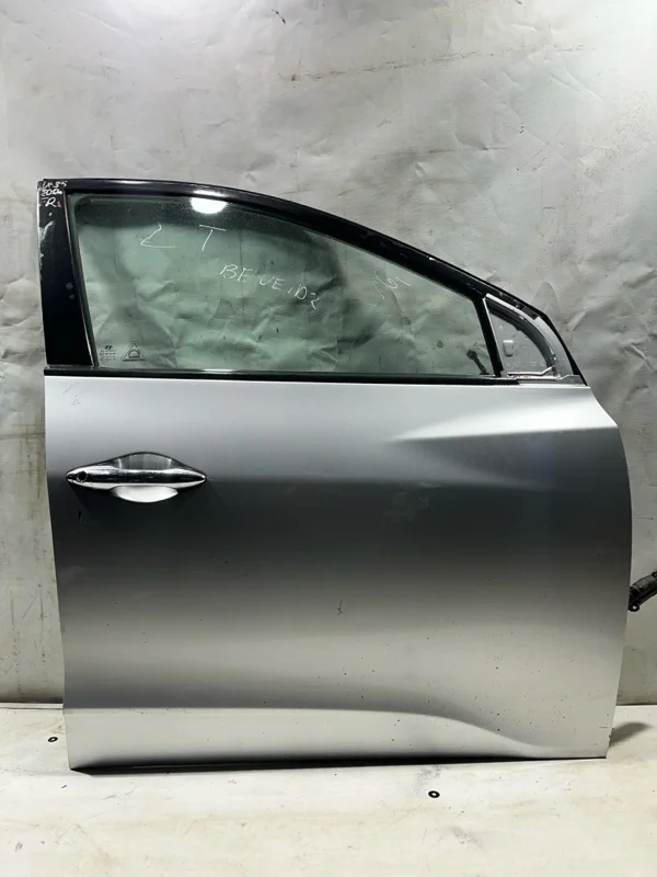 Дверь передняя правая Hyundai ix35