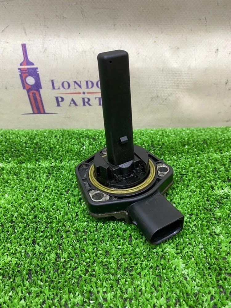 Датчик уровня масла BMW 320i E90