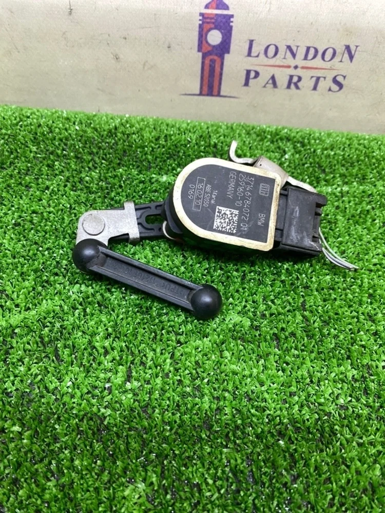 Датчик дорожного просвета BMW F10