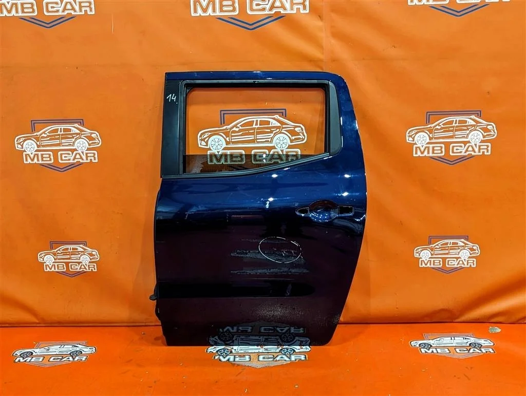 Дверь задняя левая Mercedes-Benz