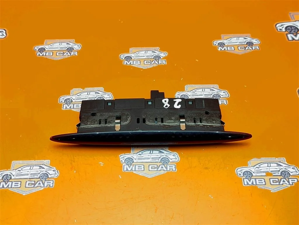 Индикатор парктроника Mercedes-Benz