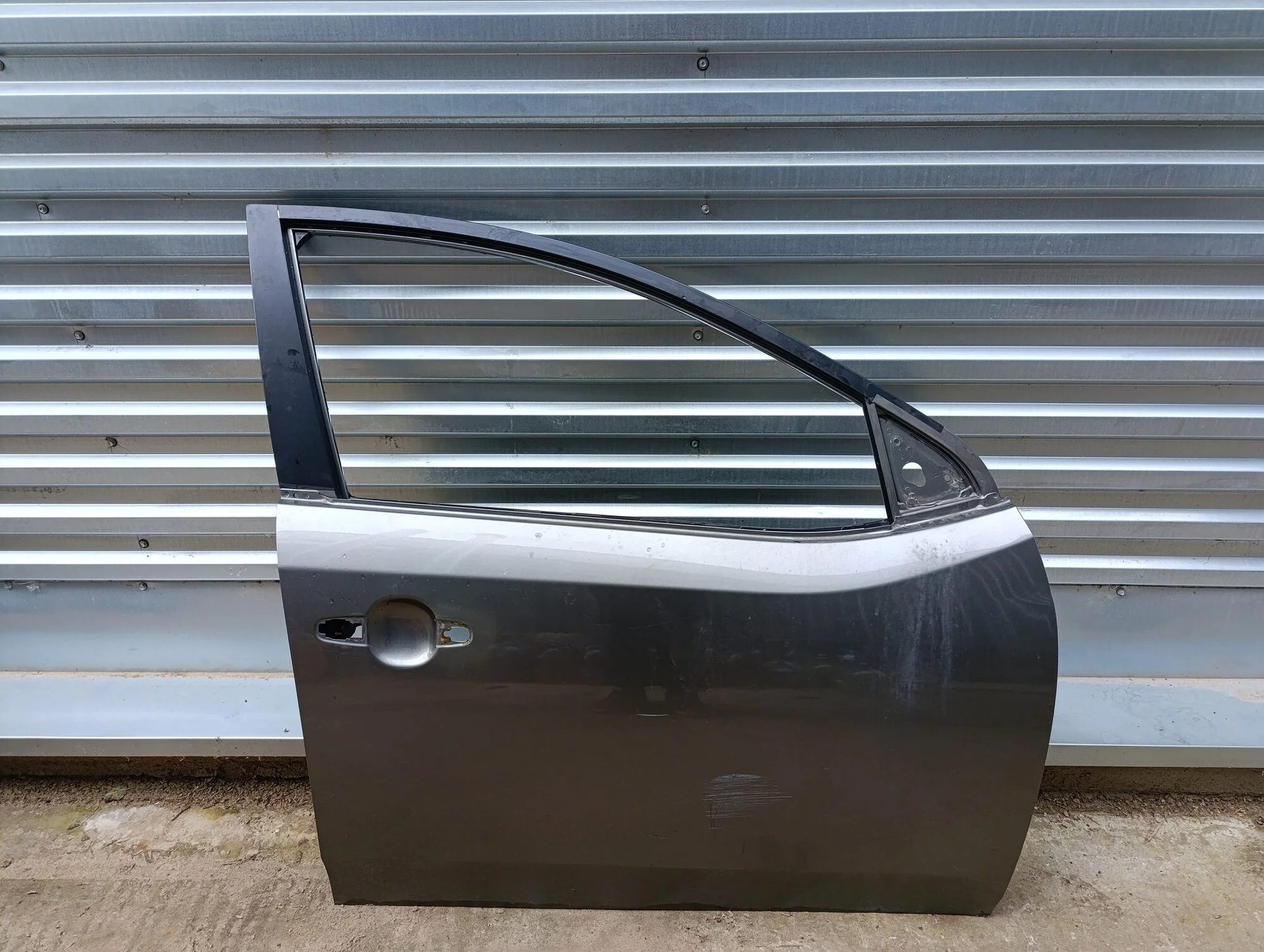 Дверь передняя правая Cerato 2009-2013