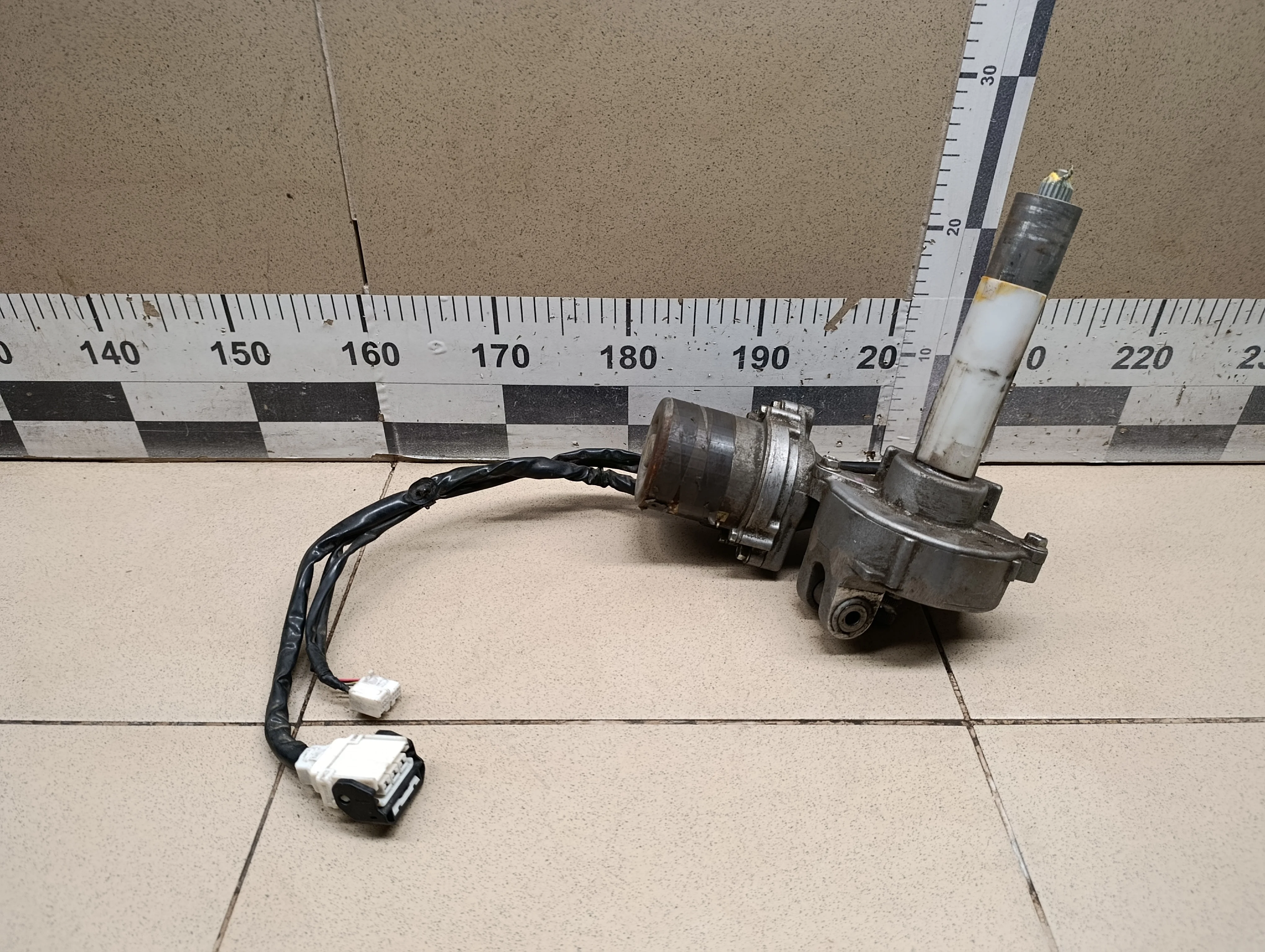 Колонка рулевая Corolla E15 2006-2013