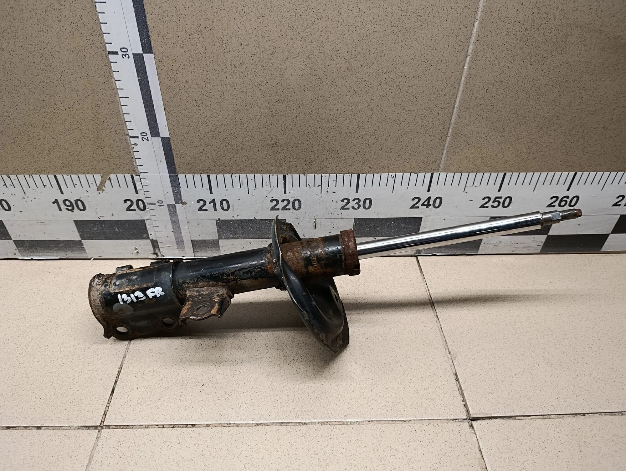 Амортизатор передний правый Cerato 2009-2013