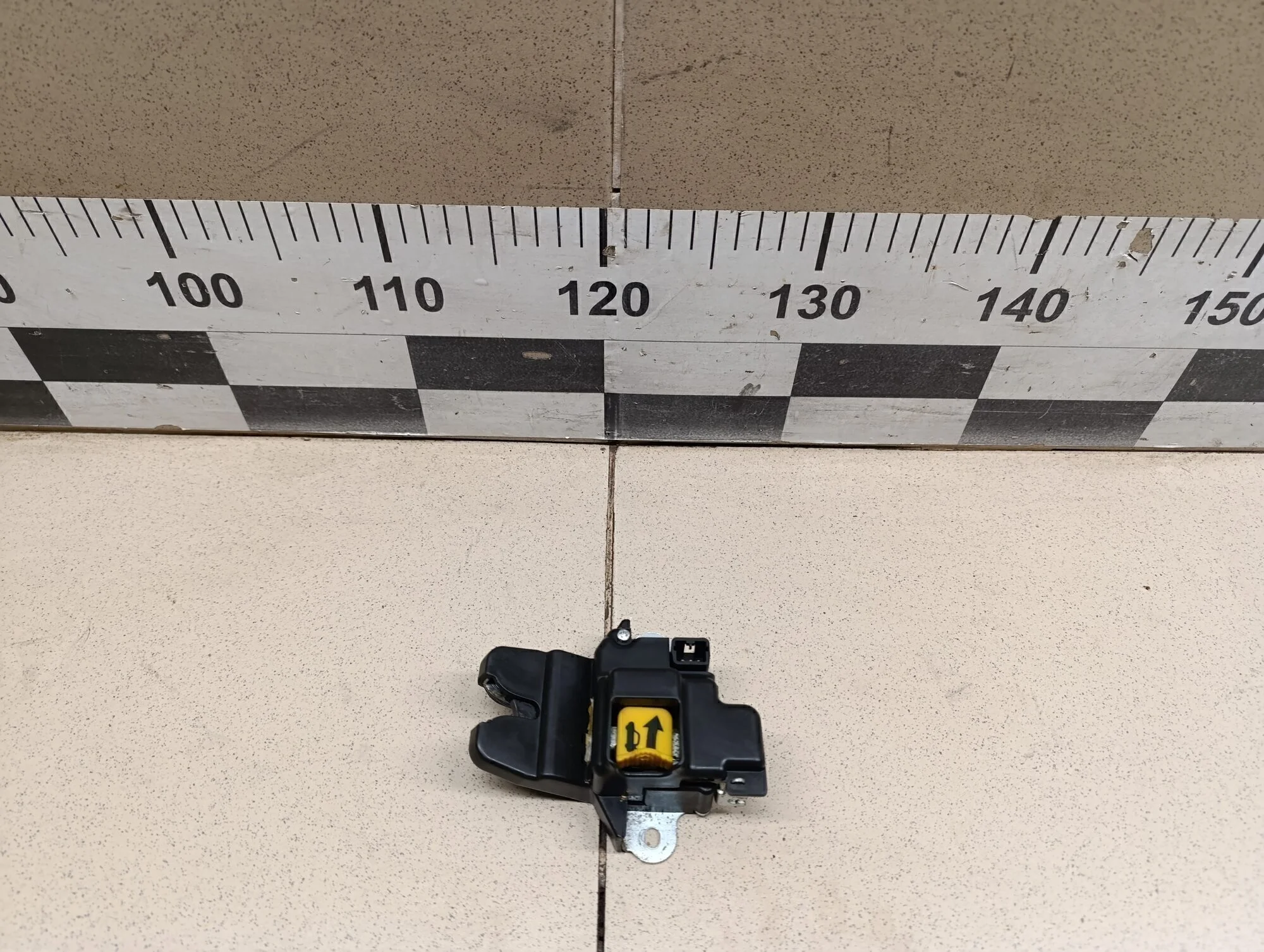 Замок багажника Cerato 2009-2013