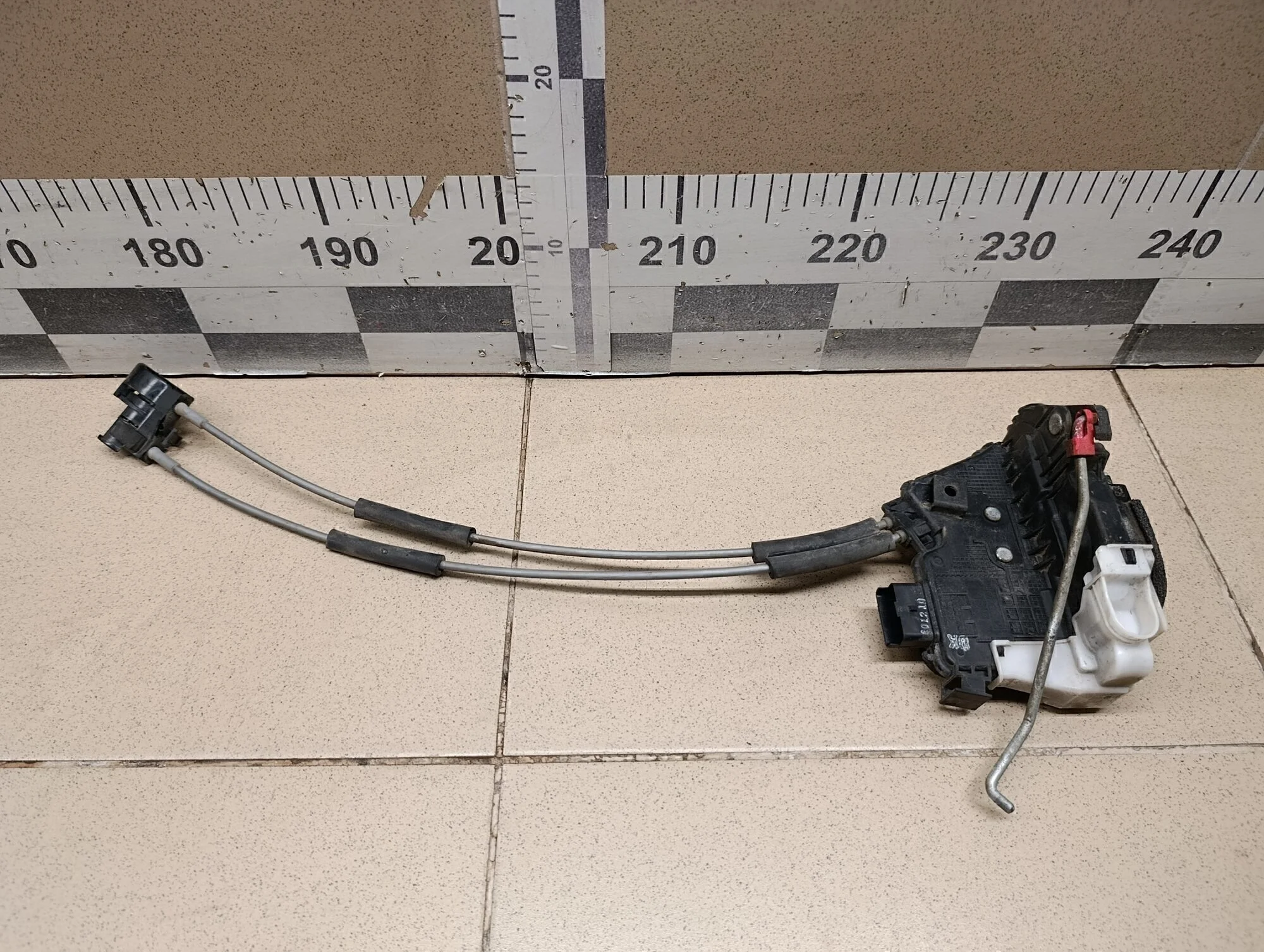 Замок двери задней правой Cerato 2009-2013