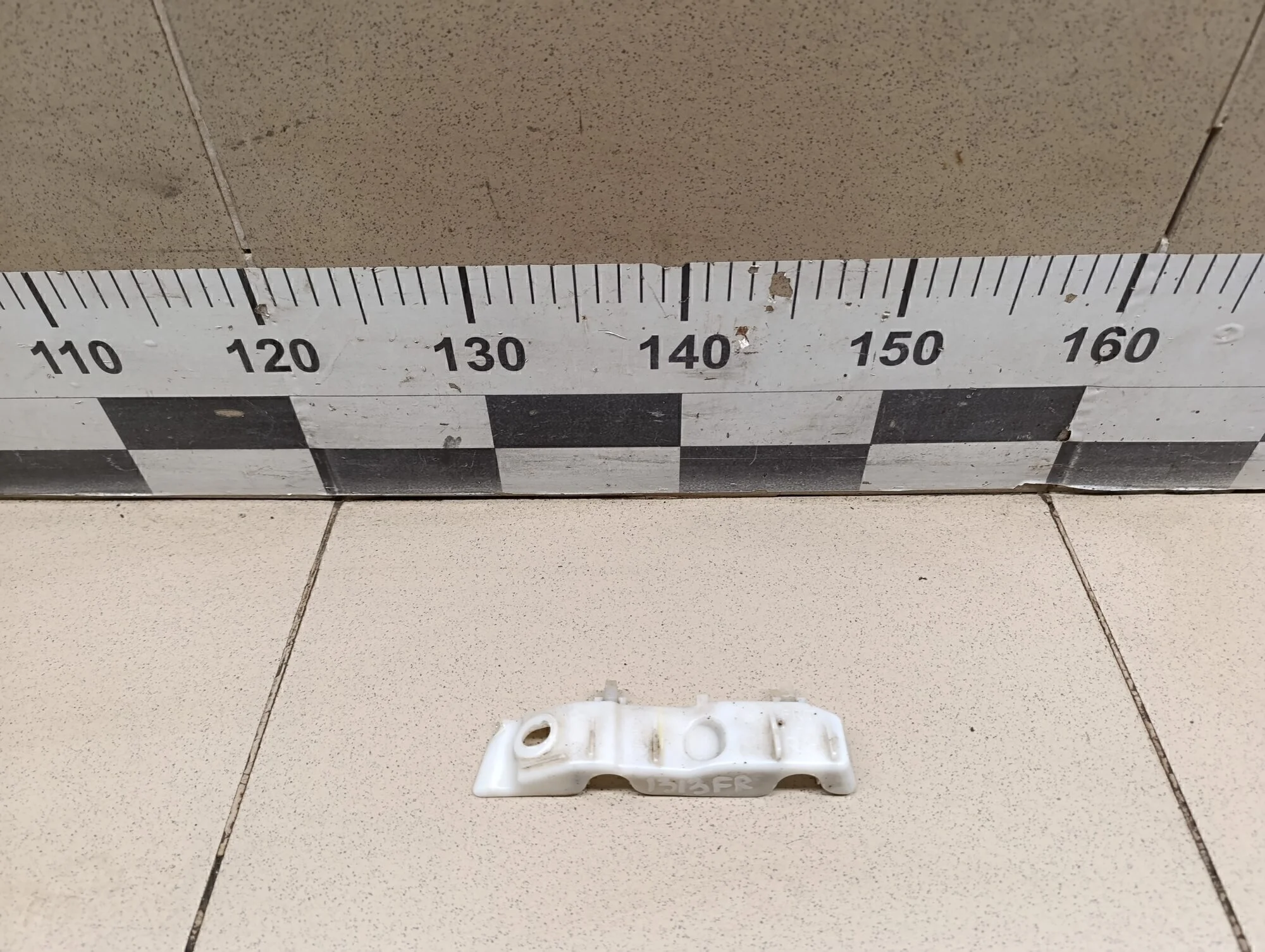 Направляющая переднего бампера правая Cerato 2009-2013