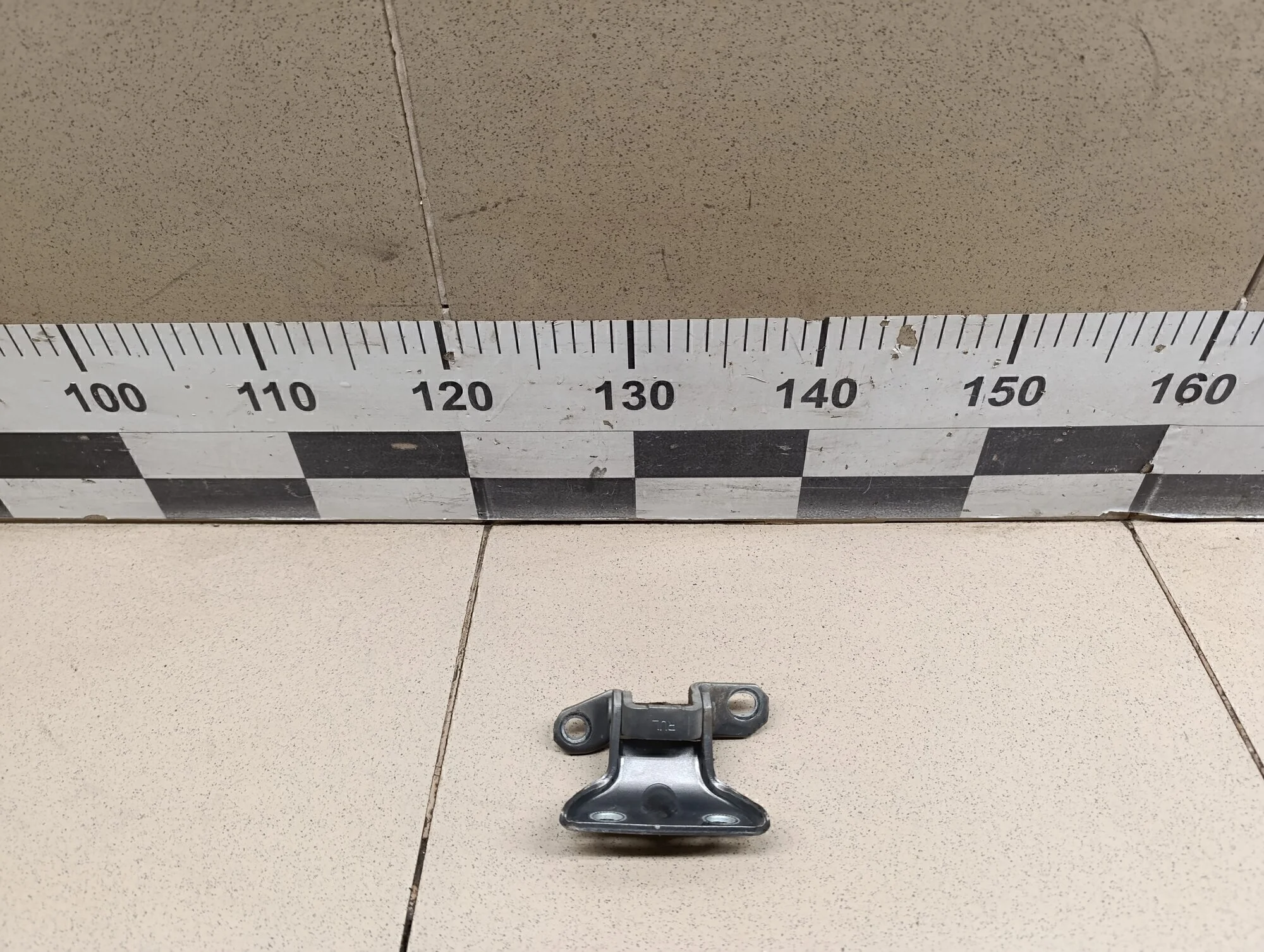 Петля двери задней левой верхняя Elantra 2000-2005