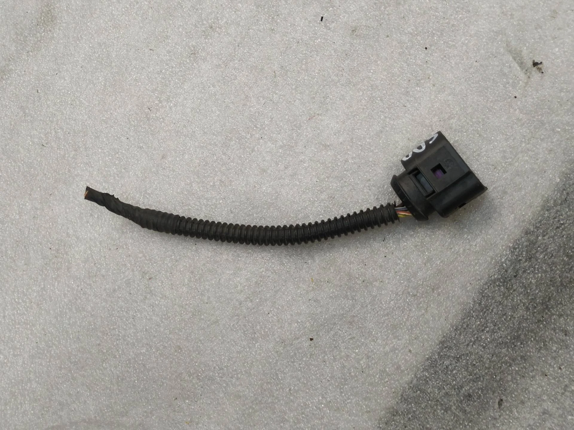 разъем (фишка) проводки Volkswagen Touareg 2 7P6 2013