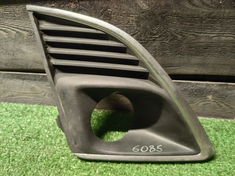 Накладка птф правая Chevrolet Cruze