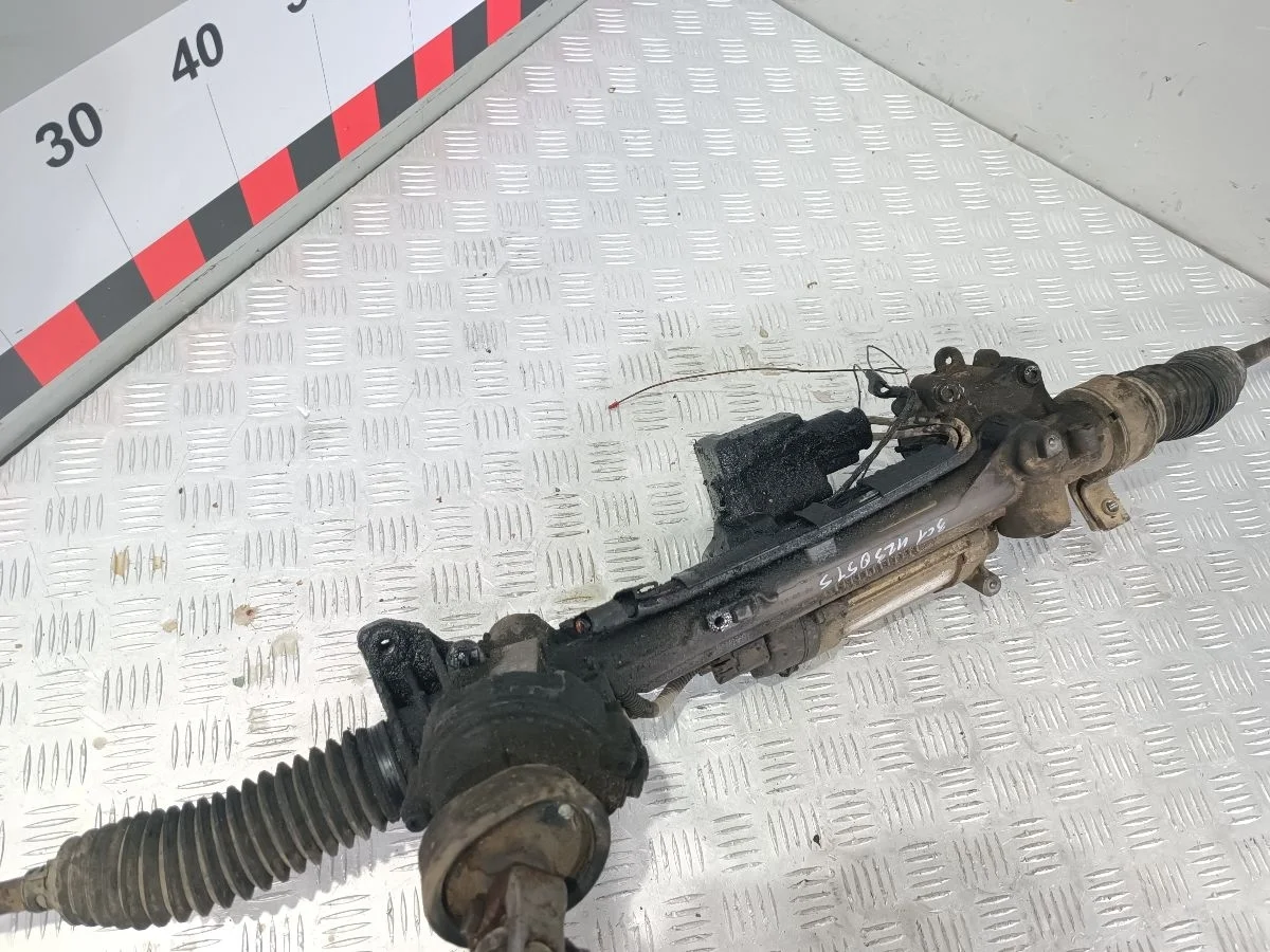 Рулевая рейка Б/У Volkswagen Passat   2006