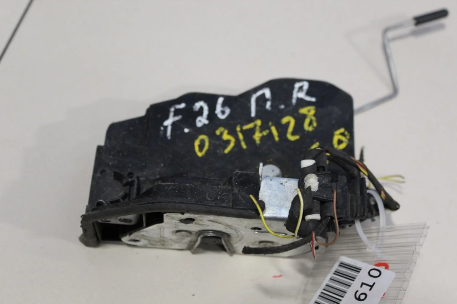 Замок двери передней правой для BMW X4 F26 2014-2018