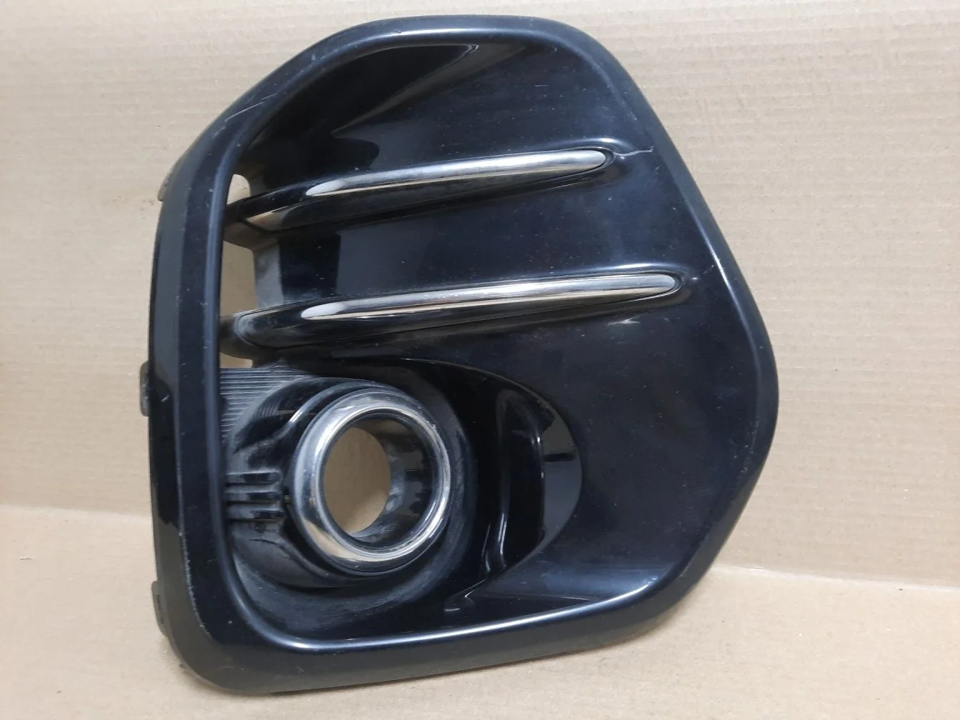 Решётка в бампер левая для KIA Sportage 2015-2021