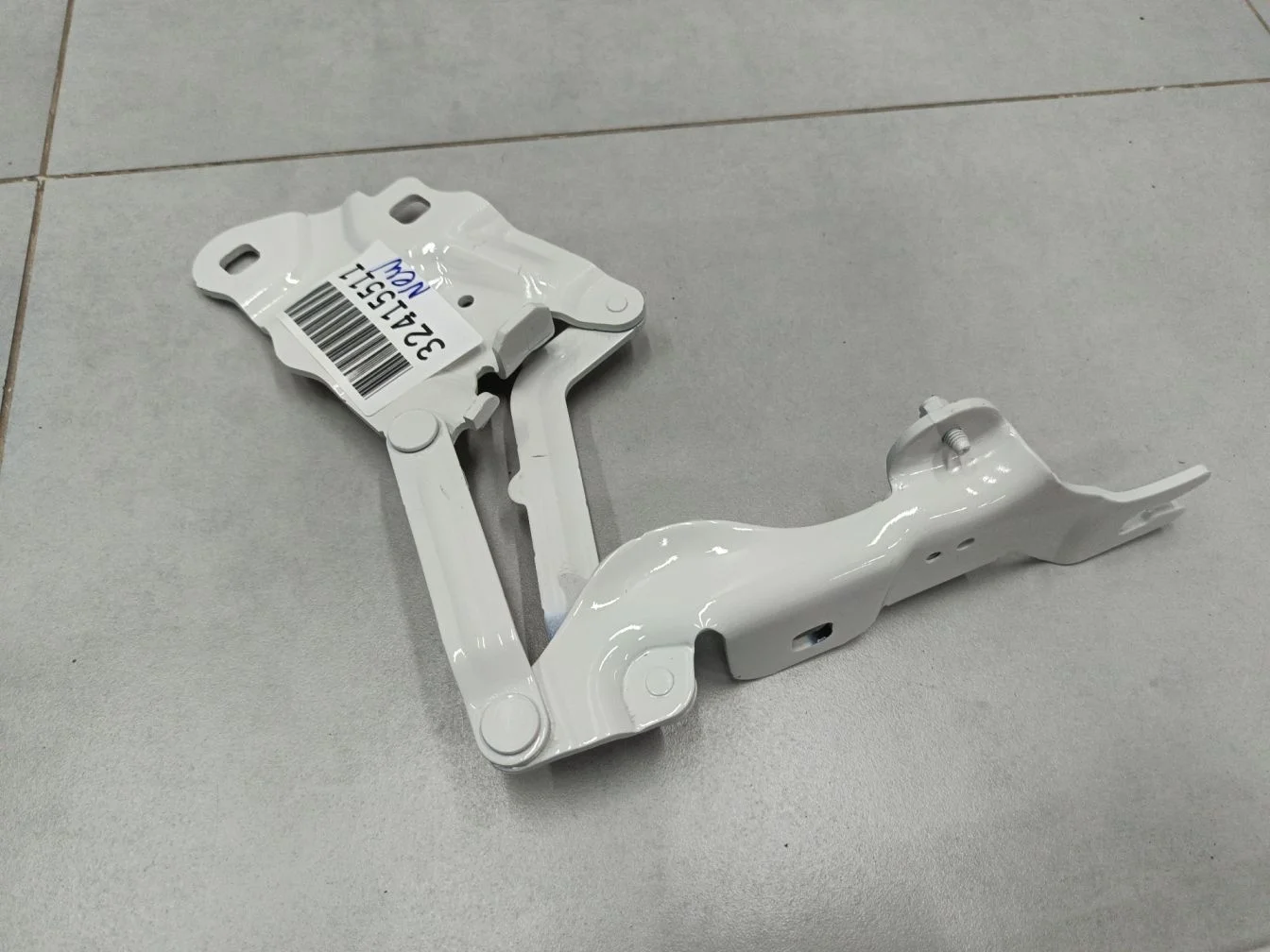 Петля капота левая для BMW X3 F25 2010-2017