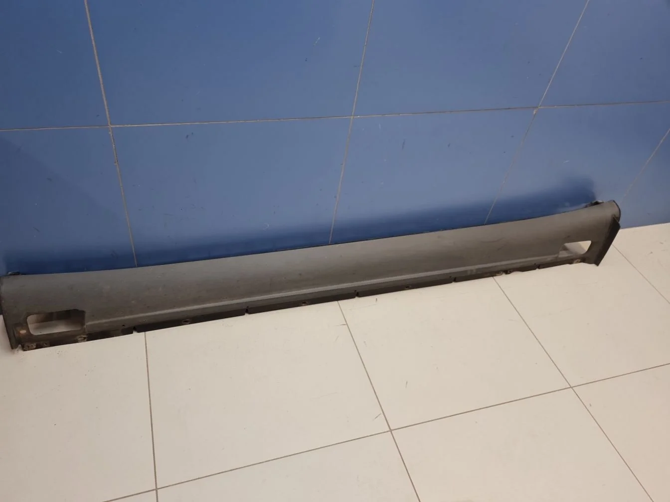 Накладка порога левая для Porsche Cayenne 958 2010-2018