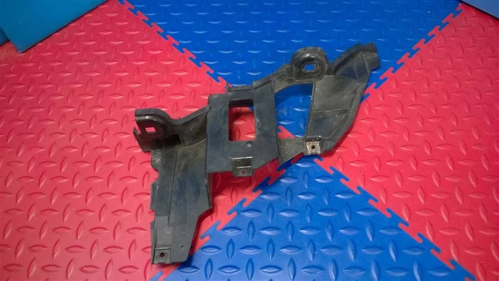 кронштейн фары BMW X5 E53  M54B30 231 лс 3.0i