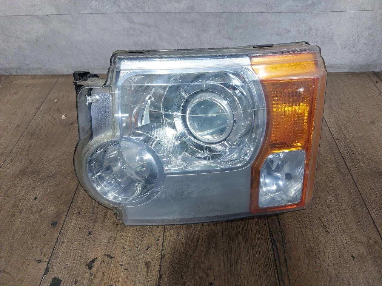фара левая Land Rover Discovery 3