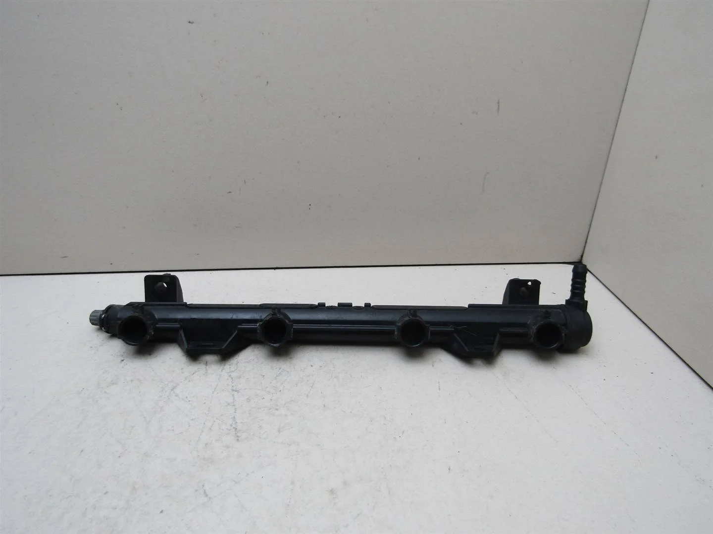 Рейка топливная (рампа) VW Polo (Sed RUS) 2011-2020  [036133320C]  1.6 CFNA в Вологде