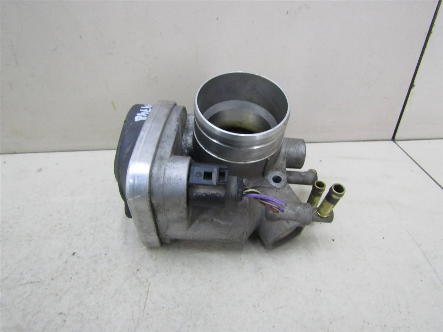 Заслонка дроссельная Skoda Octavia (A5 1Z-) 2004-2013  [06A133062N]  1.6 8V BSE в Вологде