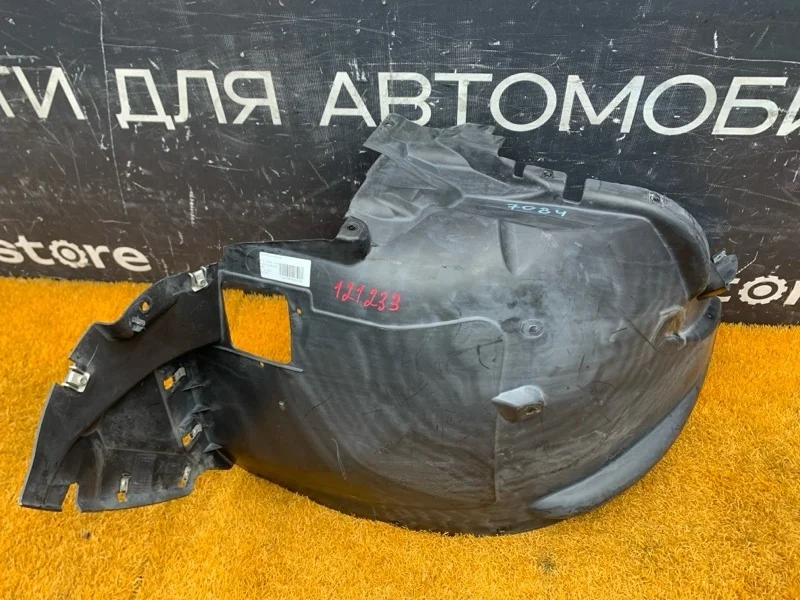 Подкрылок Bmw X5 2010 51717234833 E70 N55B30A, передний левый