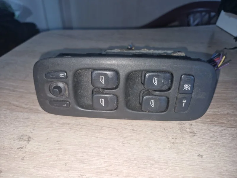 Блок управления стеклоподъёмниками Volvo XC70 2005 P2