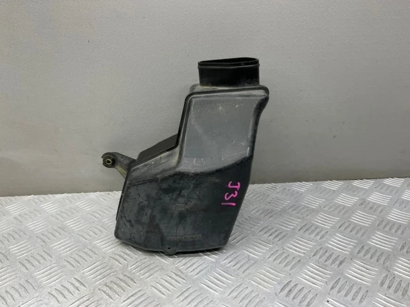 Резонатор фильтра Nissan Teana J31