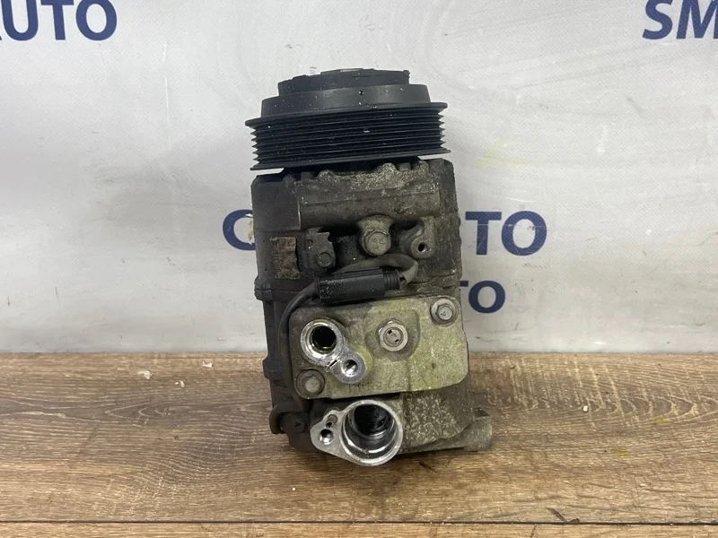 Компрессор кондиционера Mercedes-Benz E-Class 2009 A0022303111 W212 272.952