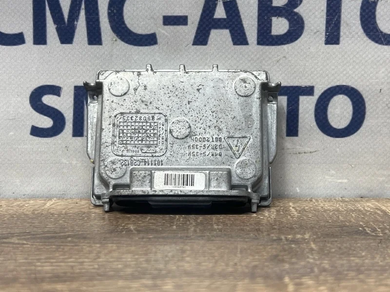 Блок розжига ксенона Volvo Xc60 30784923 ХС60 B4204T6