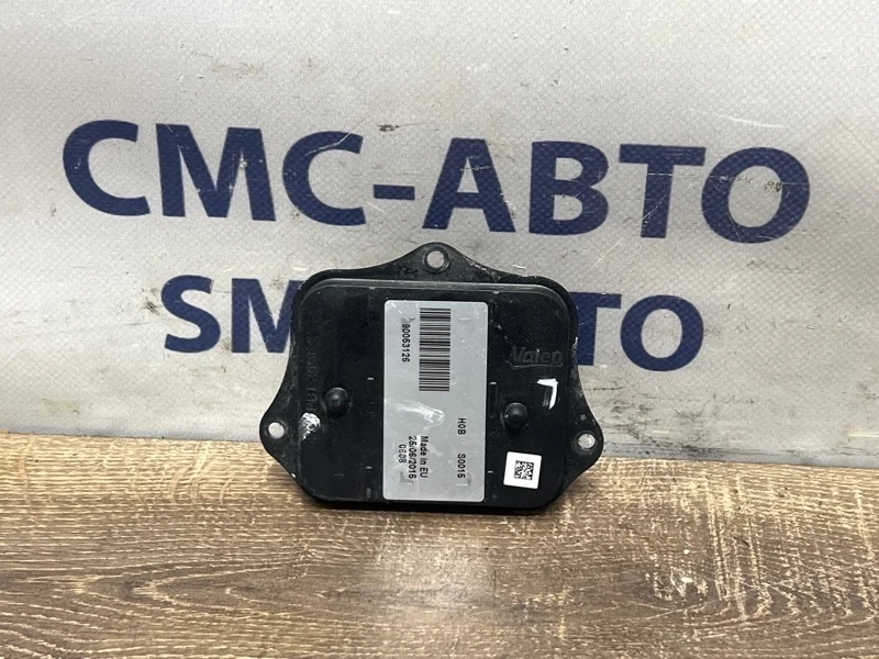 Блок управления фарой Volvo Xc60 2014-2017 31395908 ХС60 B5254T12, левый