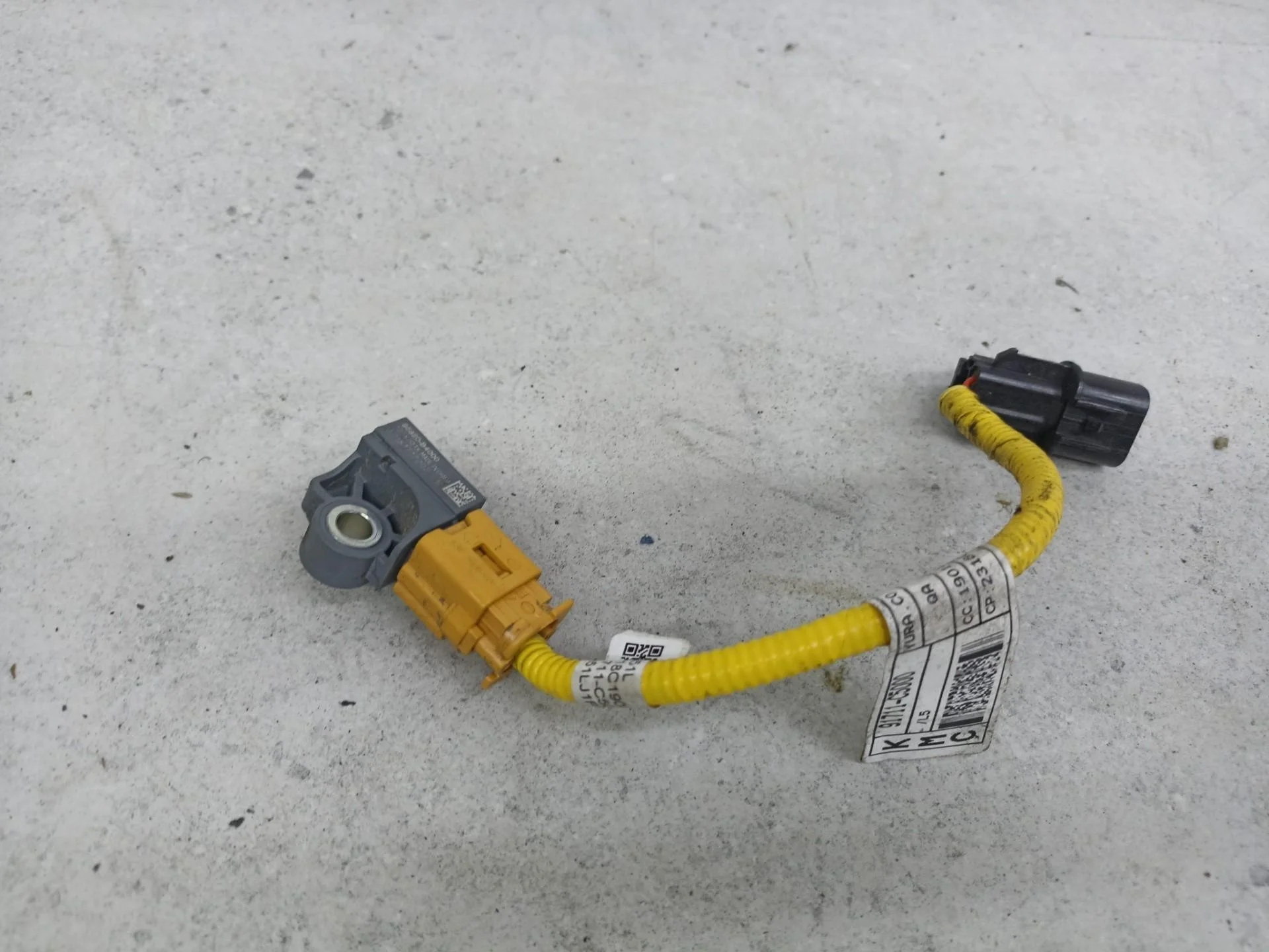 Датчик удара Kia Sorento Prime 3 рест. 95920B4000