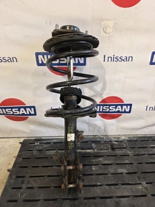 Стойка подвески Nissan Murano 2008 E4303CC40A Z50 VQ35DE, передняя левая