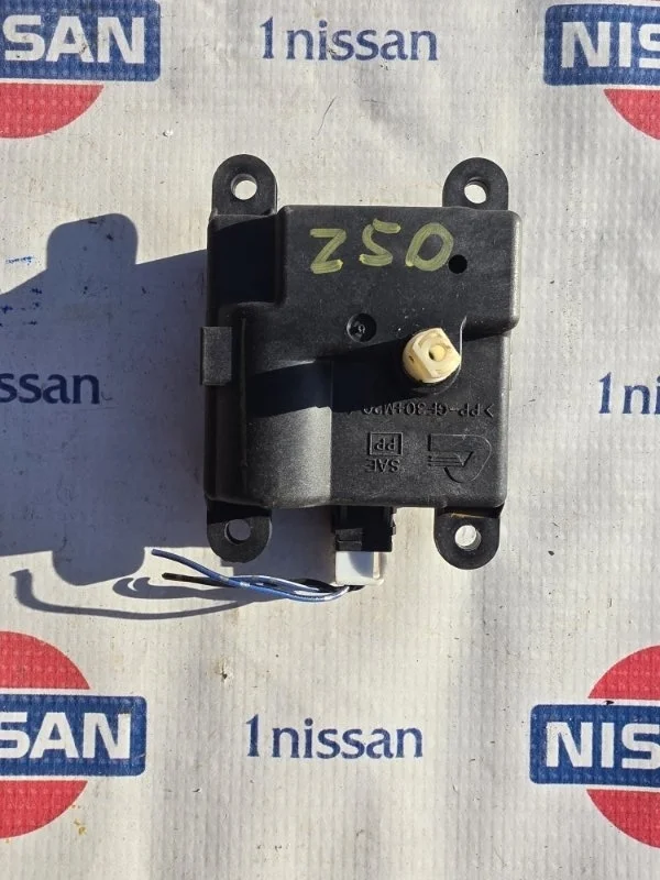 Сервопривод заслонок печки Nissan Murano 2008 27732AL610 Z50 VQ35DE, передний