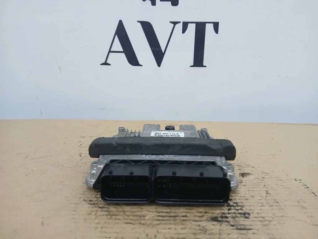 Блок управления двигателем Audi A4 B8 CDN CDNC