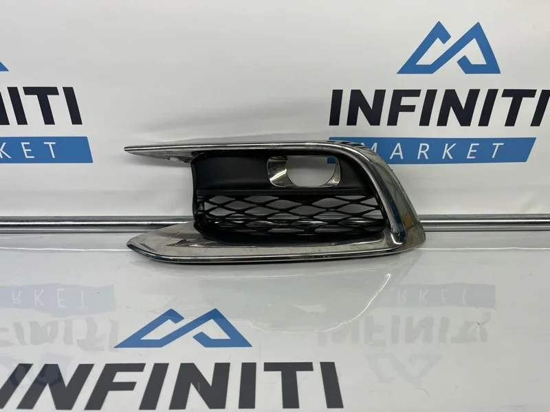 Накладка противотуманного фонаря ПТФ передняя