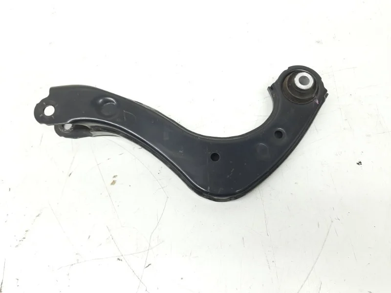 Рычаг Toyota Camry 2018-2024 V70