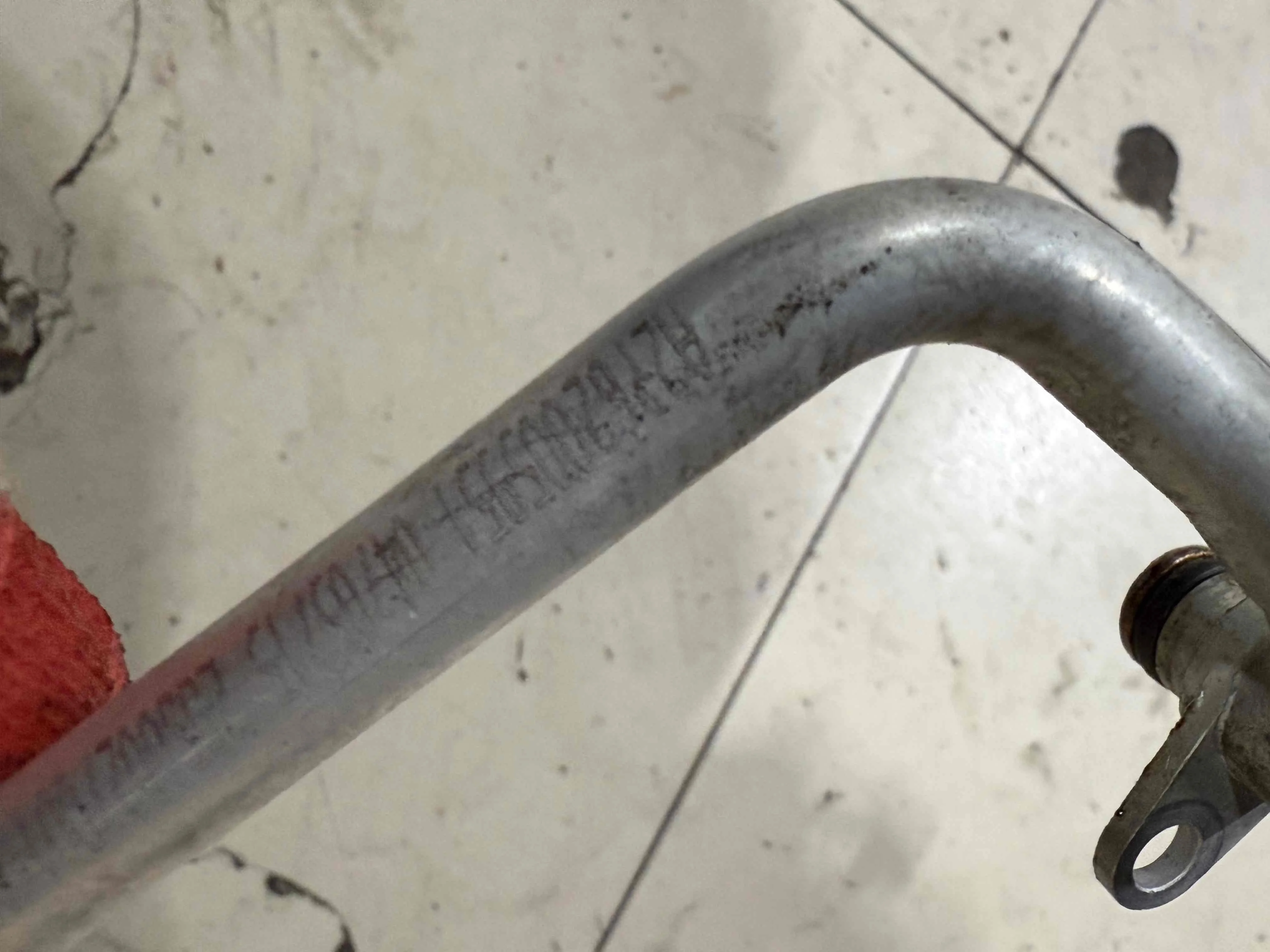 Масляная трубка турбины Mercedes-Benz W212/S212/C207/A207 рестайлинг (2013—2016) A2762005951
 276820