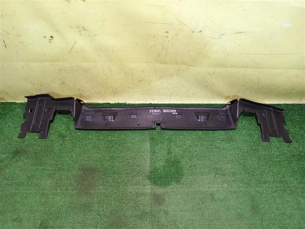 Воздуховод радиатора нижний  BMW X3 G01 2017 51747399997 20635