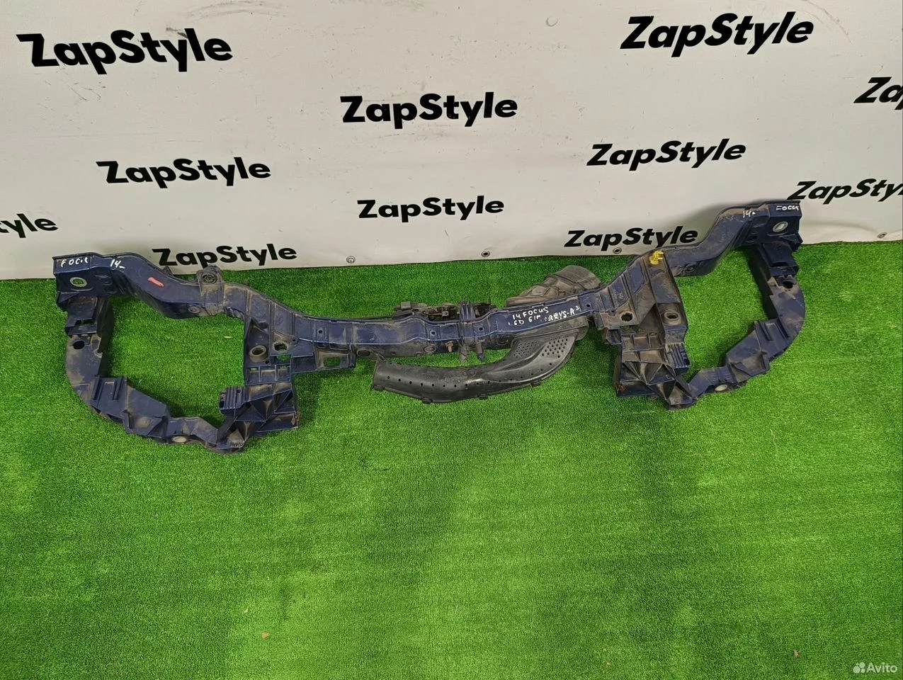 Панель передняя телевизор ford focus 3 kuga 2