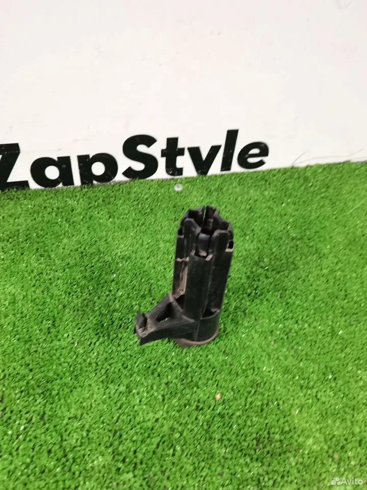 Кронштейн радиатора ford focus 3