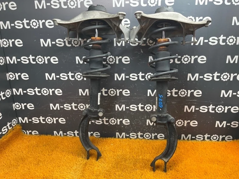 Стойка подвески Audi A4 2012 8K0413031CB B8/8K CDNB, передняя