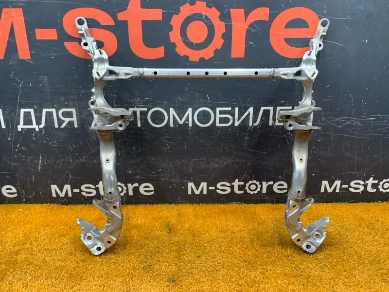 Балка поперечная (подрамник) Audi Q5 2013 8R0399315J 8R CNCD, передняя