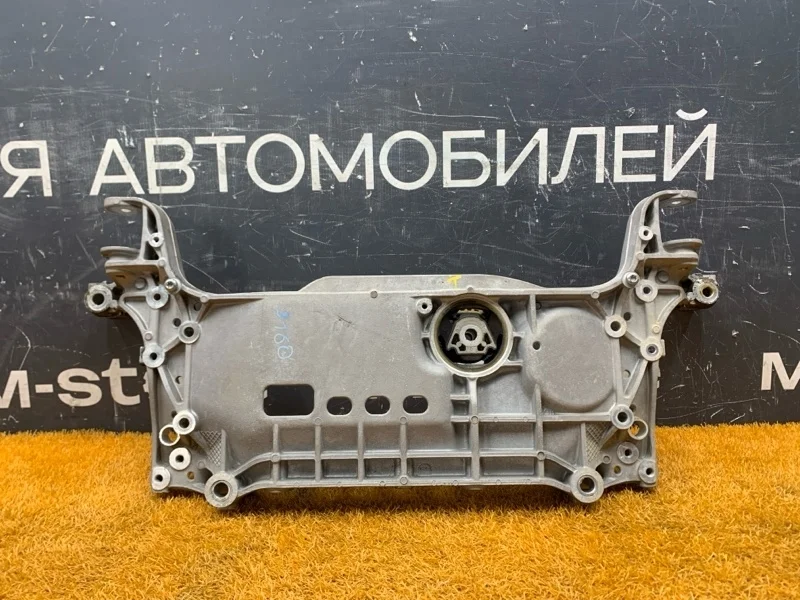 Балка поперечная (подрамник) Audi Q3 2012 3C0199369H 8U CPSA, передняя