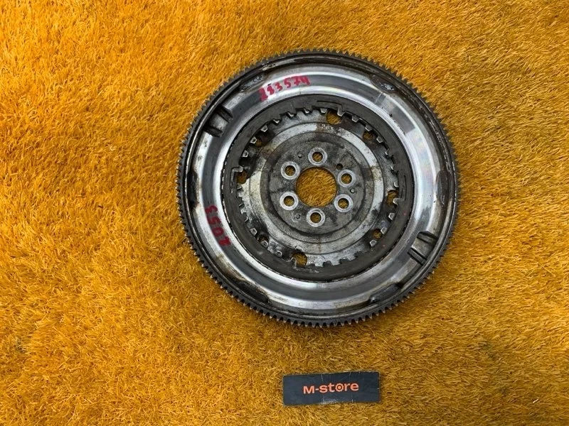 Маховик Volkswagen Passat 2012 03F105266C B7 CAX