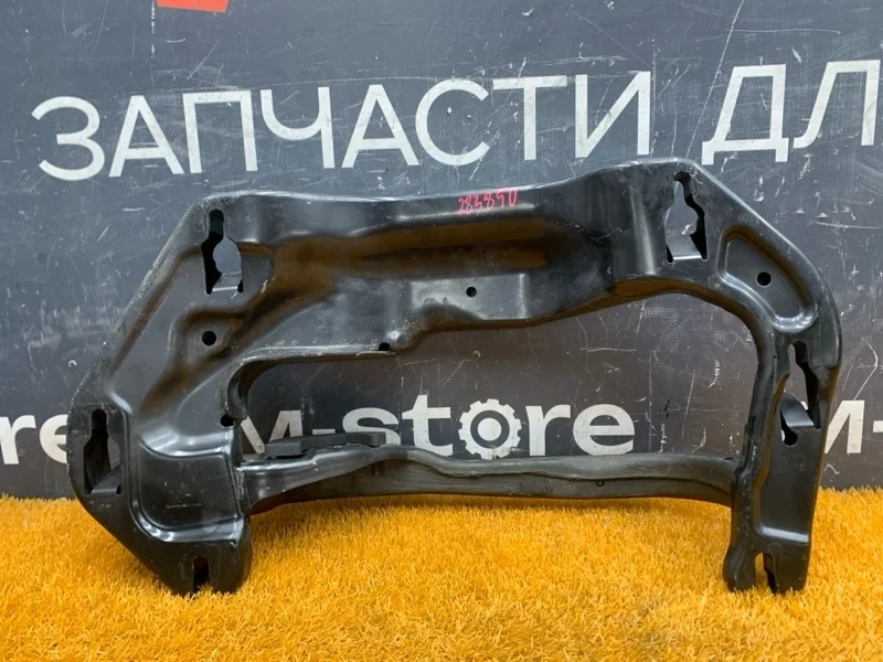 Балка акпп Bmw X5 2011 6791859 E70 N55B30A