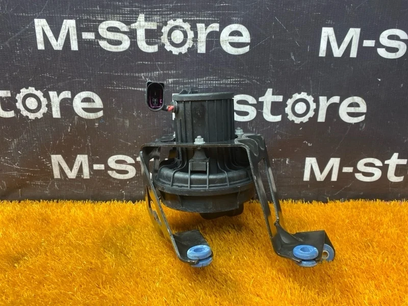 Насос продувки катализатора Audi Q7 2008 7L0906279 4L BAR