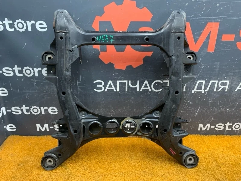 Балка поперечная (подрамник) Audi Q7 2008 7L0499030Q 4L BAR, передняя