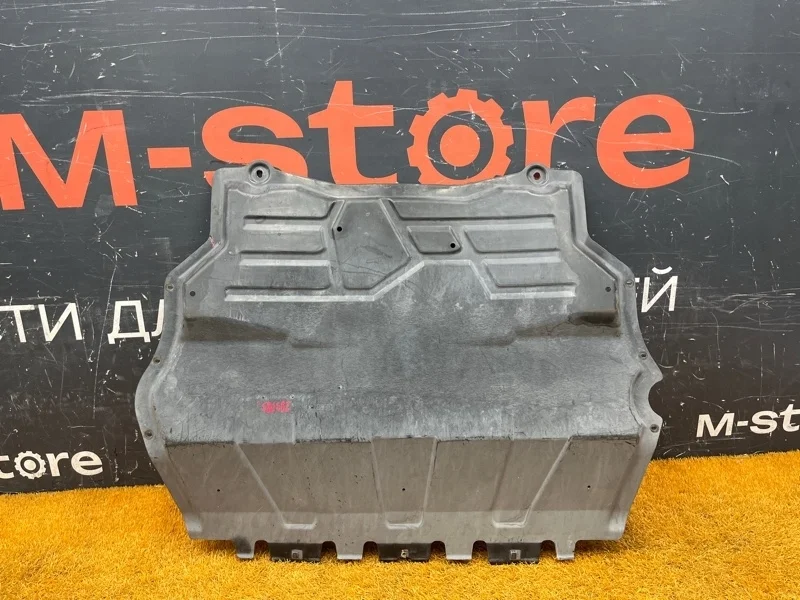 Защита двигателя Volkswagen Tiguan 2011 5N0825235C 5N CCZ